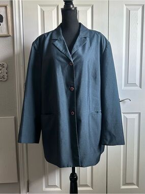 Maggie McNaughton blue 3 button front blazer